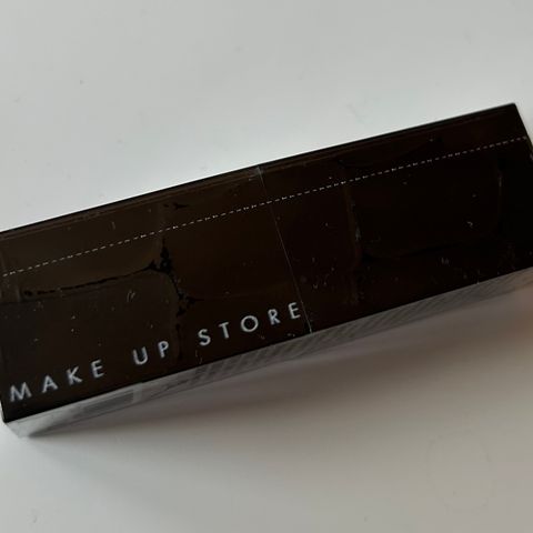 Make up store lipstick code red