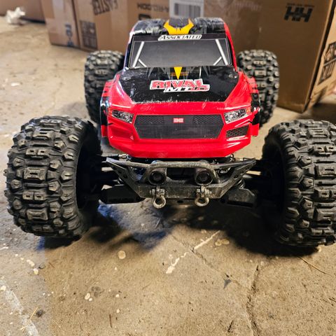 Team Associated MT10 v2 - råtass