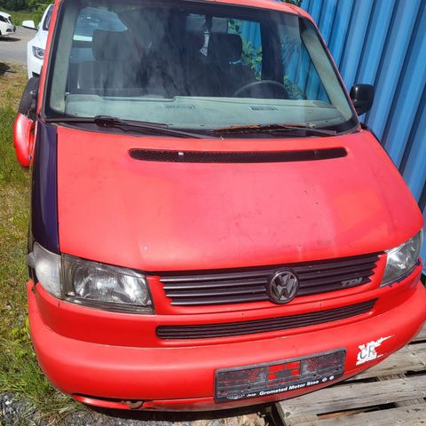 VW T4 Caravelle 2.5 TDI Selger i deler