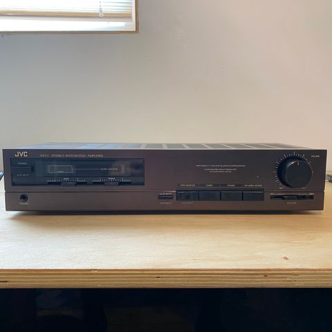 JVC AX-11 stereo intregated amplifier