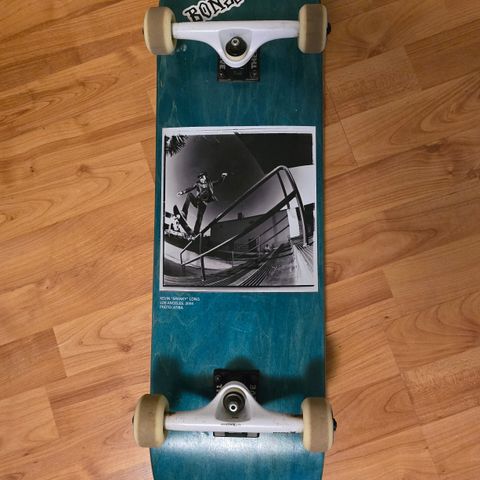 Skateboard Baker x Rvca Spanky Edition 8,25"