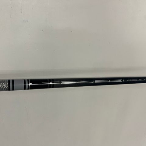 Mitsubishi Tensei AV white 65g stiff m/titleist adapter