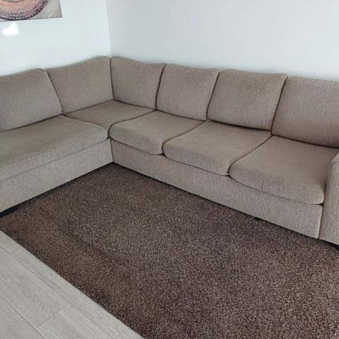 Stoff sofa selges