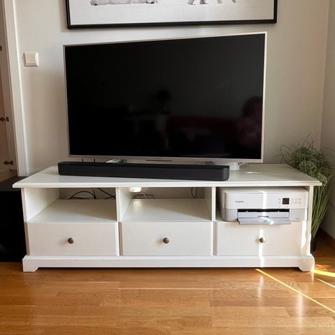 IKEA solid TV benk