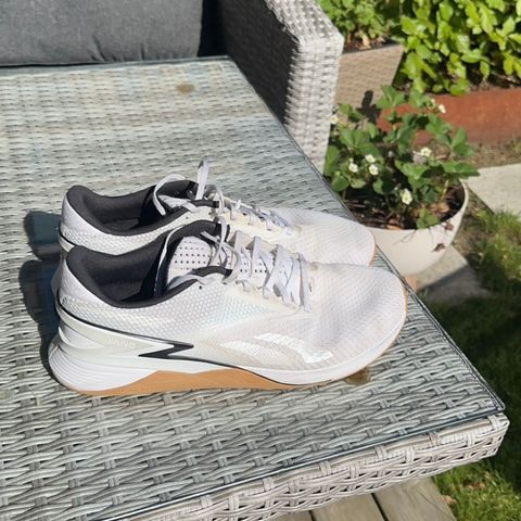 Reebok Nova X3