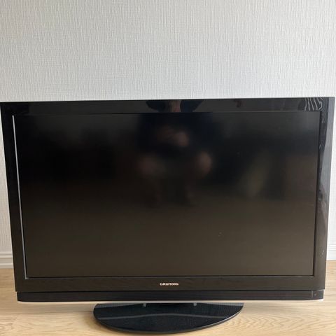 GRUNDIG 42" VLC 9142 T2 Smart TV