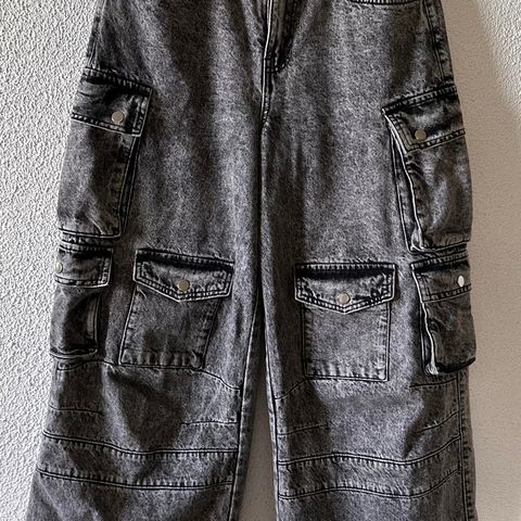 Grå vide jeans