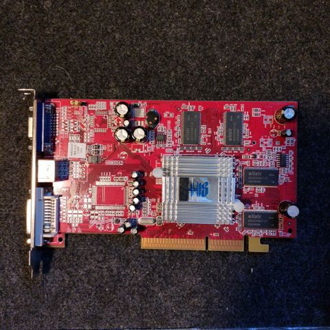 AGP Skjermkort Radeon 9550 256MB