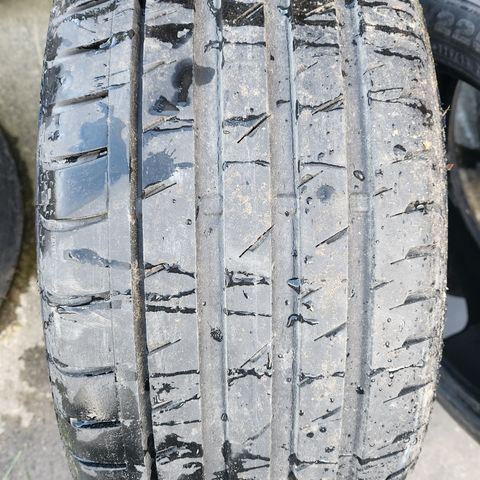 Conrinental 225/45 r17