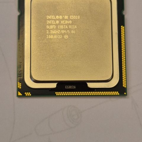 Intel Xeon 2.26 Ghz prosessor selges