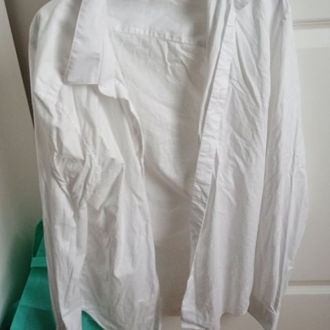 Skjorte - 100% bomull, hvit - brukt 2 ganger