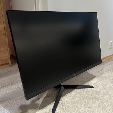 32" LG UltraGear 32GP850-B QHD 165Hz - 1 ms - Gamingskjerm