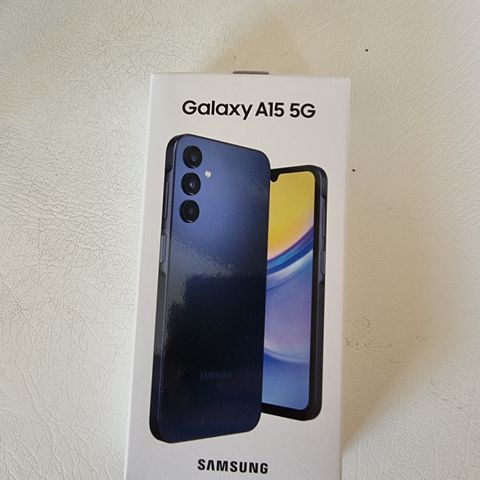 Uåpnet | Samsung Galaxy A15 5G smarttelefon 4/128GB (sort)