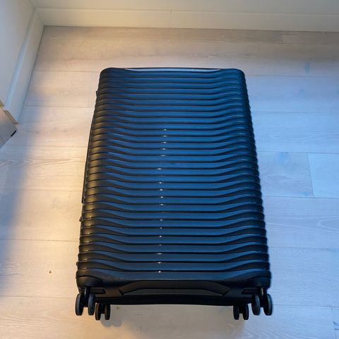 Samsonite Upscape koffert selges