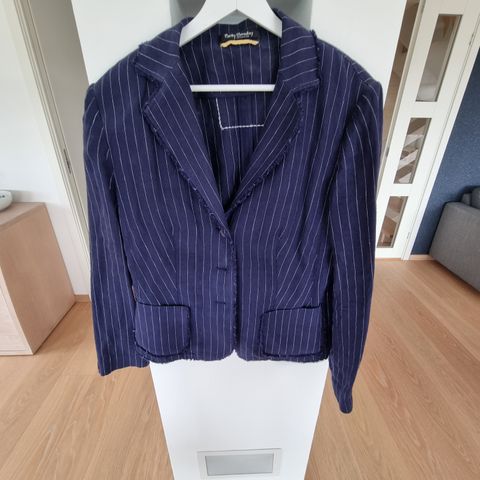 Betty Barclay blazer i lin, str 40/42 selges