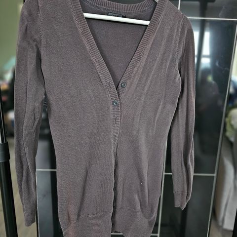 Cardigan med knepping