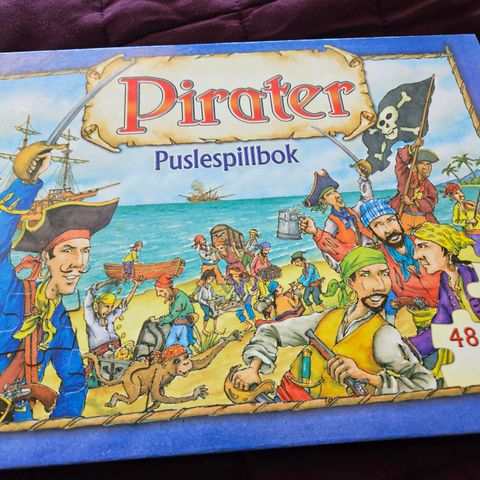 Sjørøver / Pirater puslespilll bok tilsalgs