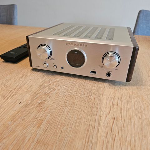 Marantz HD-DAC1 (dac/hodetelefonforsterker)