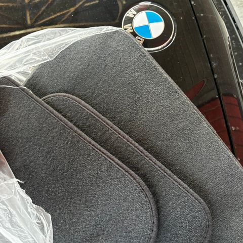 Bilmatter tekstil BMW X1- UBRUKTE!