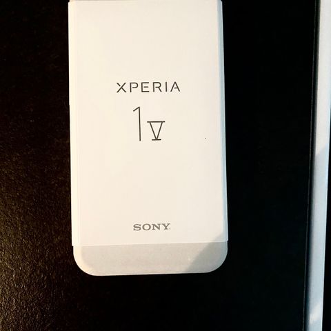 SONY XPERIA 1V 256GB HELT NY