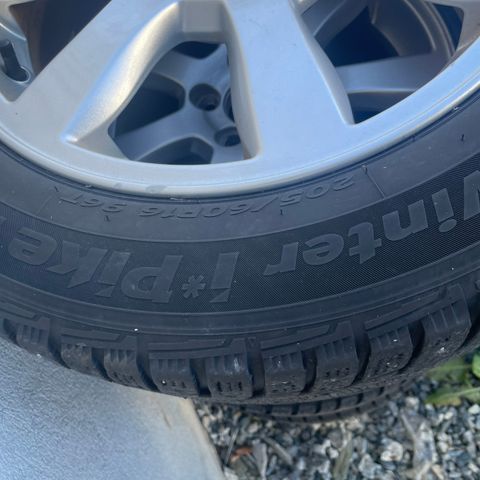 Vinterdekk Volvo v60 205/60r16