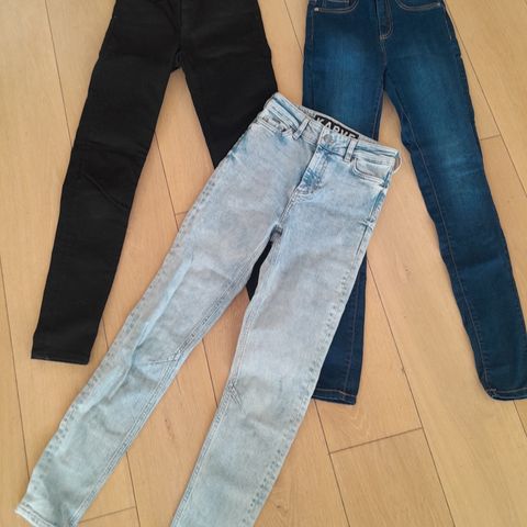 2 Karve jeans og Bik Bok jeans