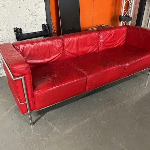 Rød sofa