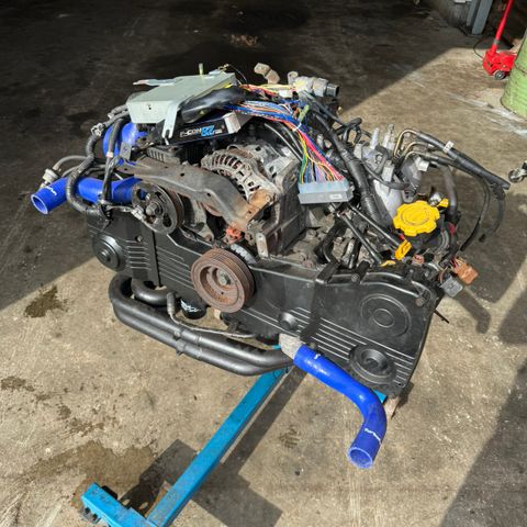 EJ205 turbo motor