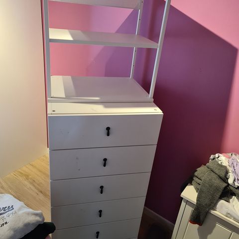 IKEA kommode med overhylle