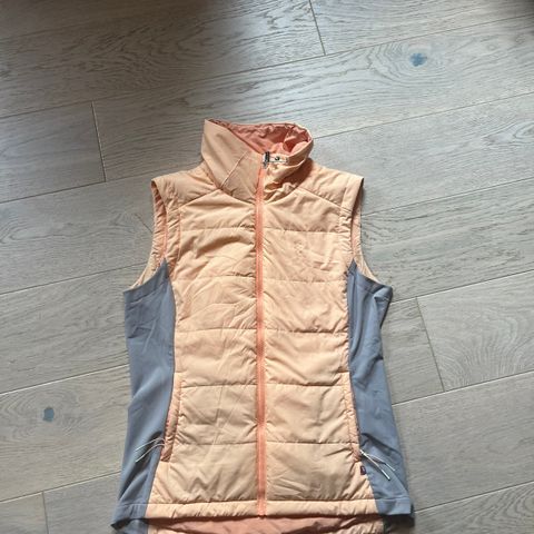 Johaug vest - lett dun- vår/sommer/ høst