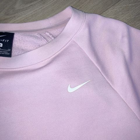 Nike Dri-FIT genser