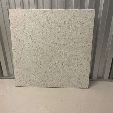 Hvit terrazzo 60x60 fliser