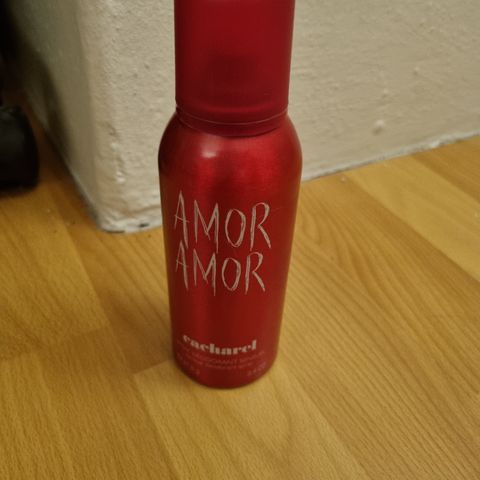 Amor Amor deospray