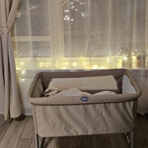 RESERVED: Chicco NEXT2ME Baby Crib / Bedside Crib