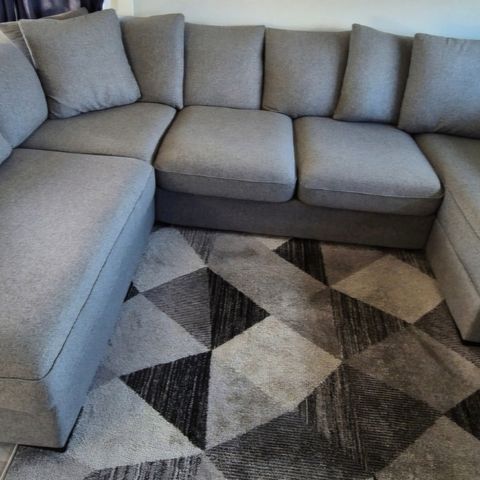 Fin og velholdt sofa fra Skeidar