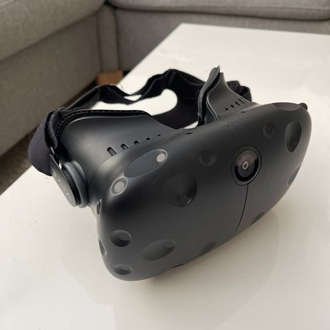 HTC Vive 1.0 HMD