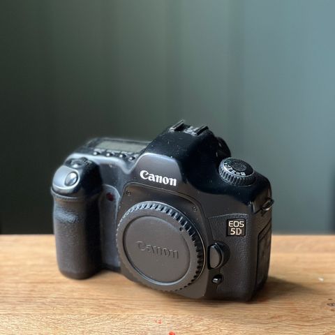 Canon EOS 5D