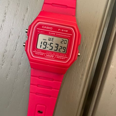 Casio klokke F-91W