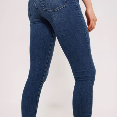 Levis 721 High-Rise Skinny str. 27/30