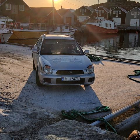 Repobjekt Subaru Impreza. dekk/felger  Selges 5000.- + omreg.