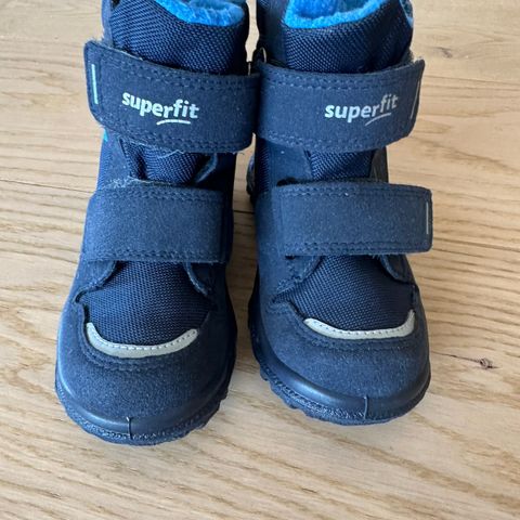 Vintersko superfit str 24