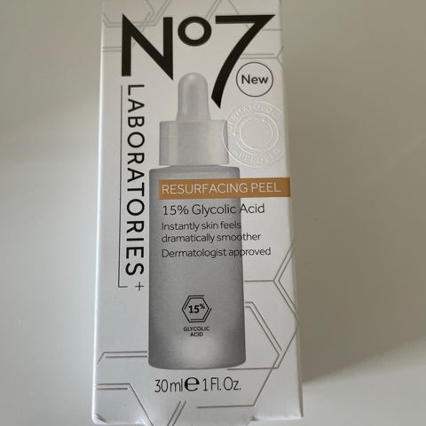 No7 Laboratories - Resurfacing peel