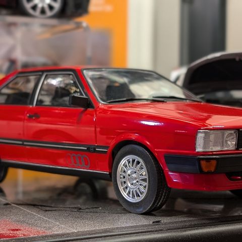 Audi GT Coupe 1983 ( 1/18 ) modellbil MCG