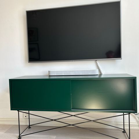 Decoteque TV skjenk i grønn med sort understell selges