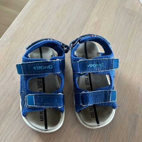 Viking Anchor sandaler i størrelse 25