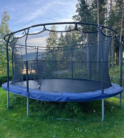 JumpKing - trampoline