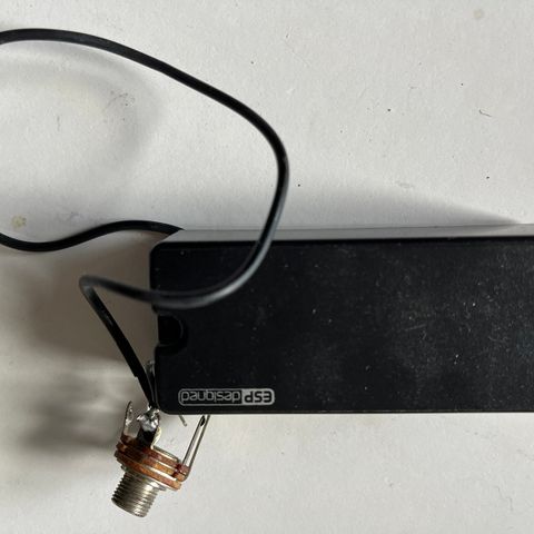 ESP designed Humbucker bass pickup