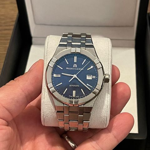 Maurice Lacroix Aikon, 42mm blå