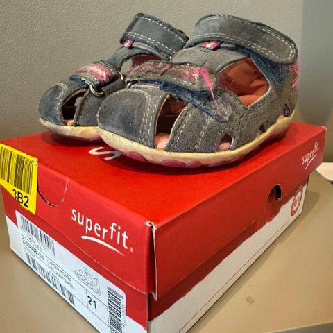 Sandaler superfit str 21