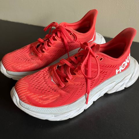 Hoka Clifton Edge strl. 38,5